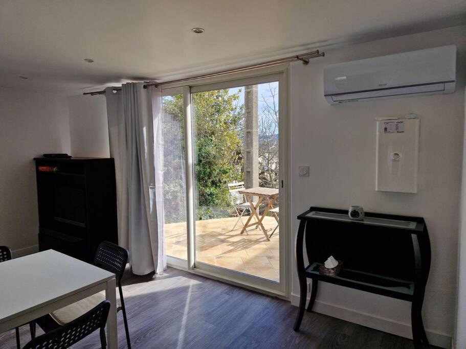 Appartement 2 Pieces Renove Avec Acces Piscine Peymeinade Extérieur photo
